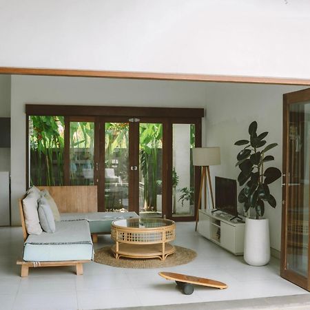 Three Palms Surf & Stay Medewi Airsatang Exterior foto