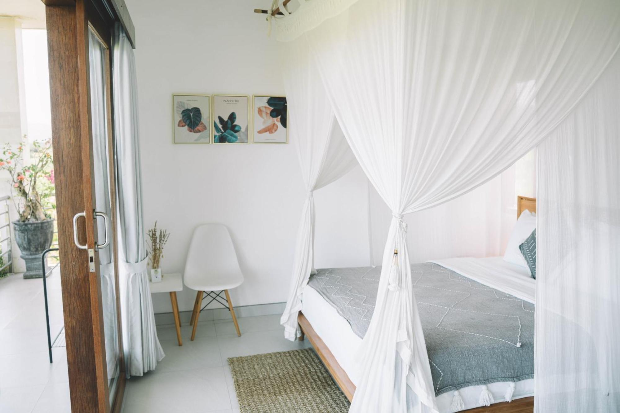 Three Palms Surf & Stay Medewi Airsatang Zimmer foto